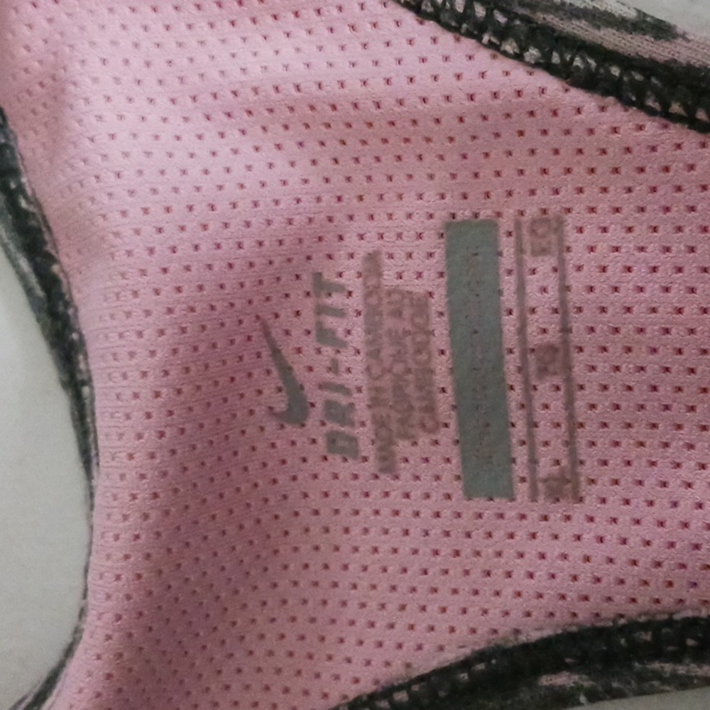Nike Tank Top - Picture 3 of 4